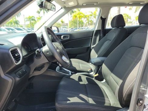 Certified 2024 Hyundai Venue SEL FWD image 15