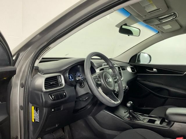 Used 2017 Kia Sorento AWD image 13