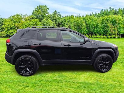 Used 2018 Jeep Cherokee Trailhawk
