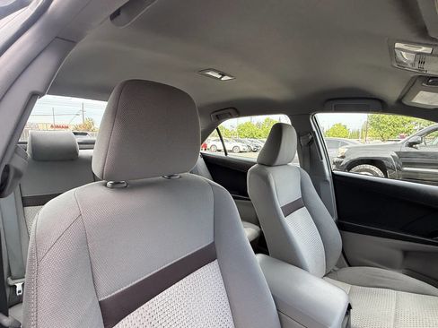 Used 2012 Toyota Camry LE image 16