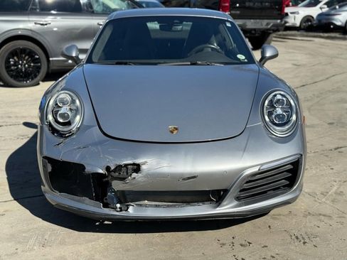 Used 2019 Porsche 911 Carrera S image 2