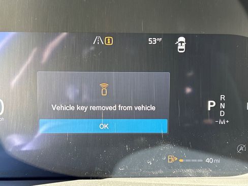 New 2026 Volvo XC40 B5 Ultra w/ Climate Package AWD/4WD image 15