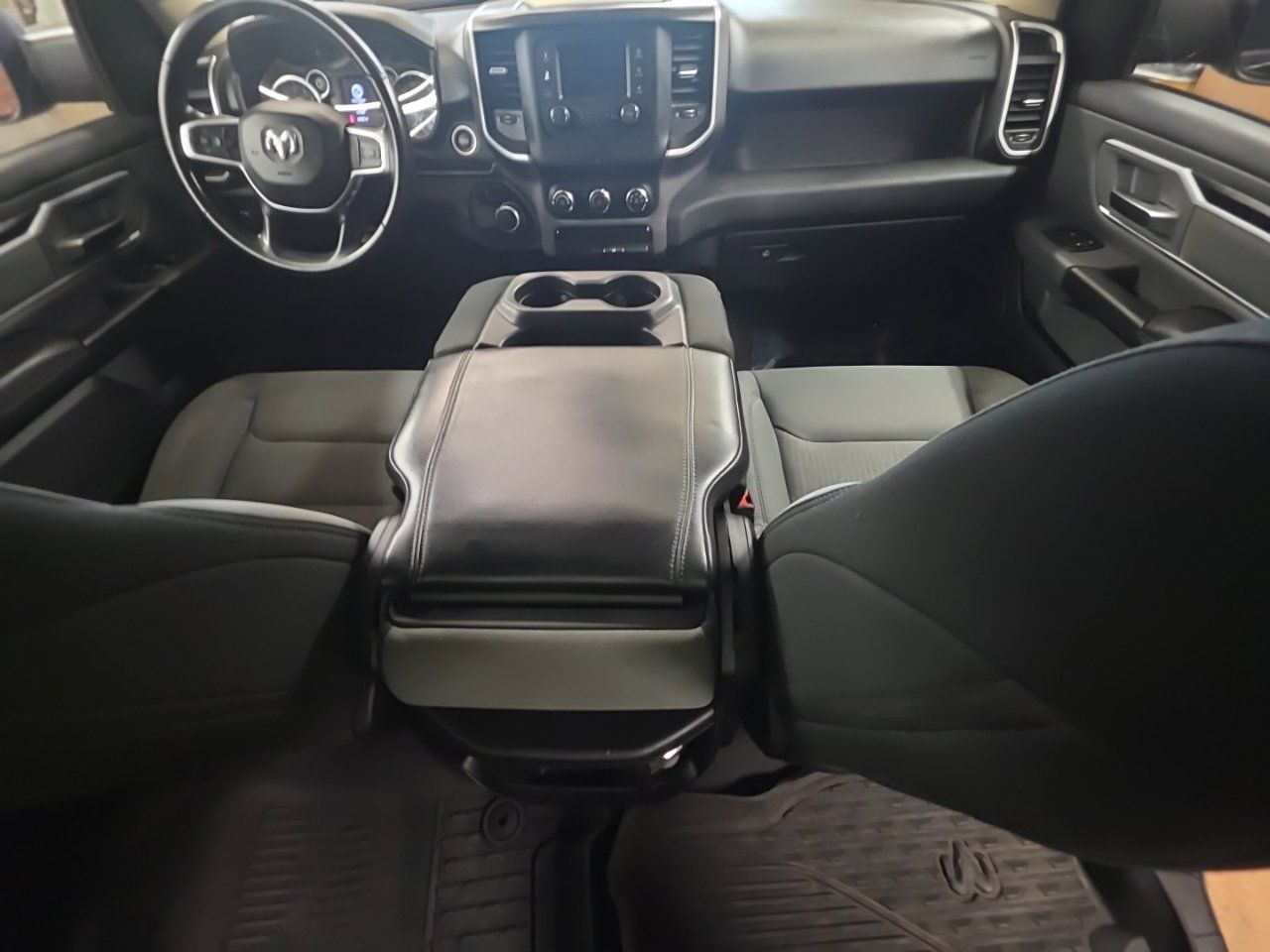 Used 2020 RAM 1500 Big Horn RWD image 21