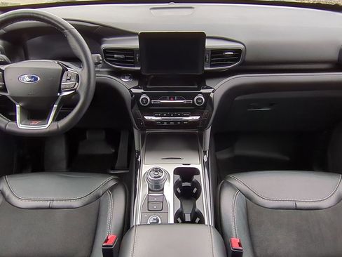 Certified 2021 Ford Explorer ST image 15