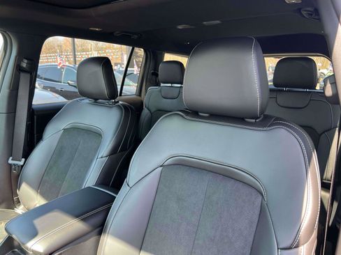 New 2025 Jeep Grand Cherokee L Altitude AWD/4WD image 11