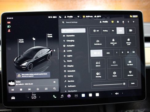 Used 2023 Tesla Model 3 Performance image 6