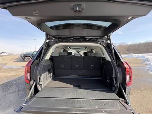 New 2026 Ford Expedition Active AWD/4WD image 17