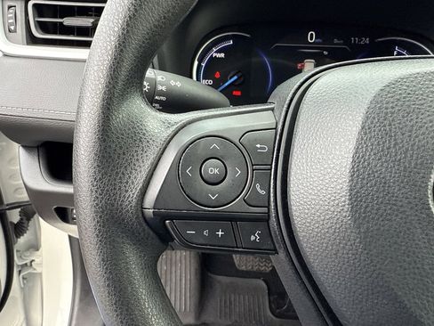 Used 2024 Toyota RAV4 XLE image 28