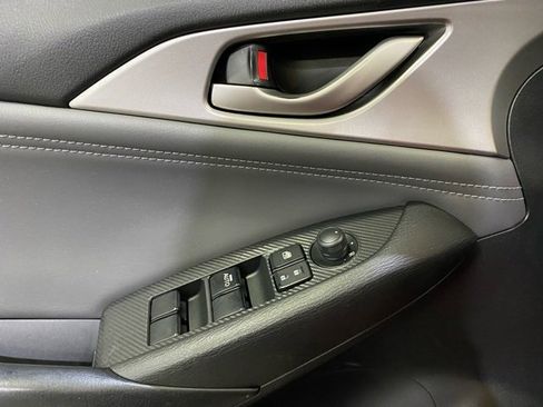 Used 2019 MAZDA CX-3 Touring w/ Preferred Equipment Package image 12