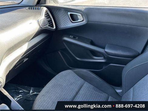 Used 2020 Kia Soul S image 30