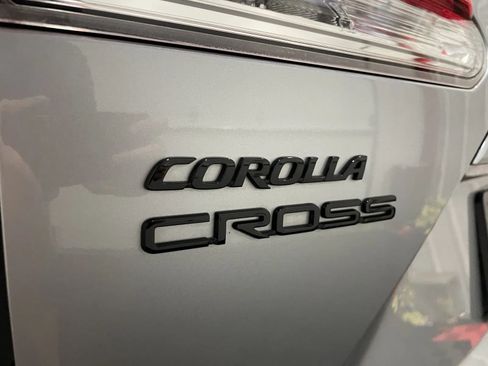 Used 2024 Toyota Corolla Cross AWD Hybrid image 14