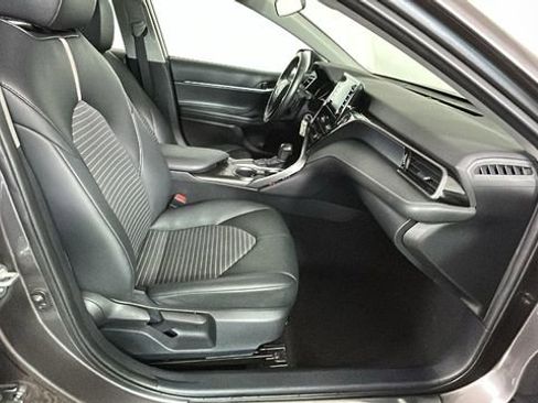 Used 2024 Toyota Camry SE FWD image 30