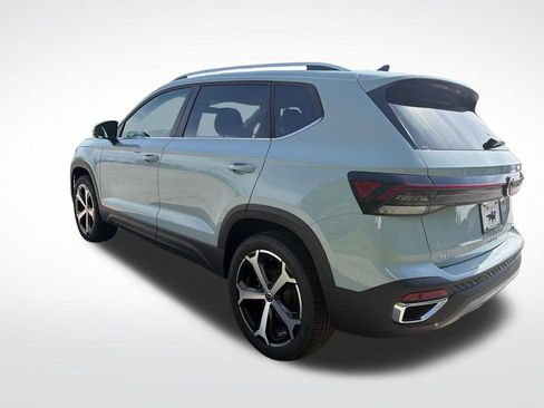 New 2026 Volkswagen Taos SEL AWD/4WD image 5