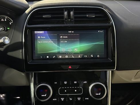 Used 2020 Jaguar XE S image 33