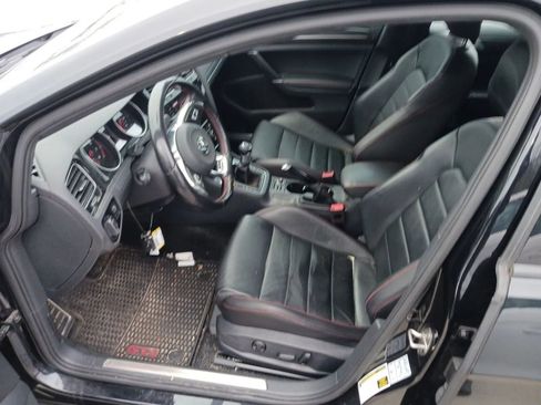 Used 2018 Volkswagen GTI Autobahn image 4