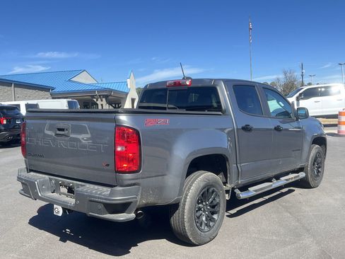 Used 2022 Chevrolet Colorado Z71 w/ Safety Package image 3