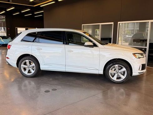 Used 2023 Audi Q7 3.0T Premium AWD/4WD image 6