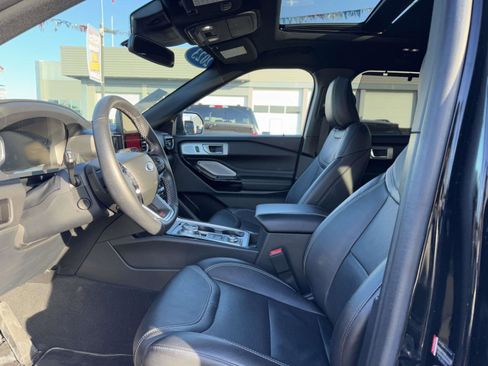 Used 2023 Ford Explorer ST w/ Equipment Group 401A image 13