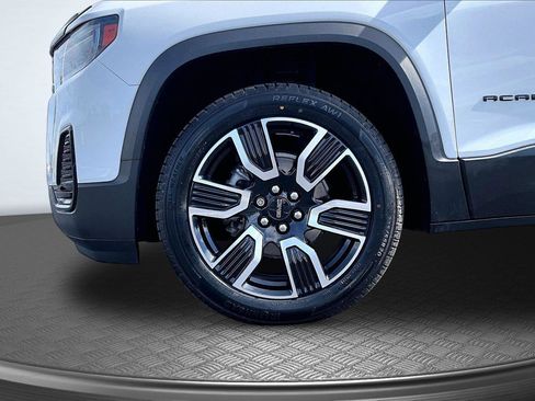 Used 2021 GMC Acadia SLE w/ Driver Convenience Package AWD/4WD image 10