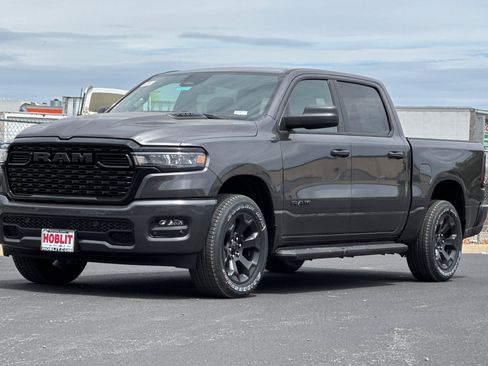 New 2026 RAM 1500 Express AWD/4WD image 7