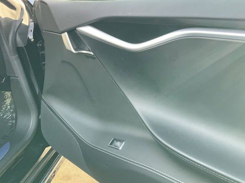 Used 2017 Tesla Model S 75 image 67