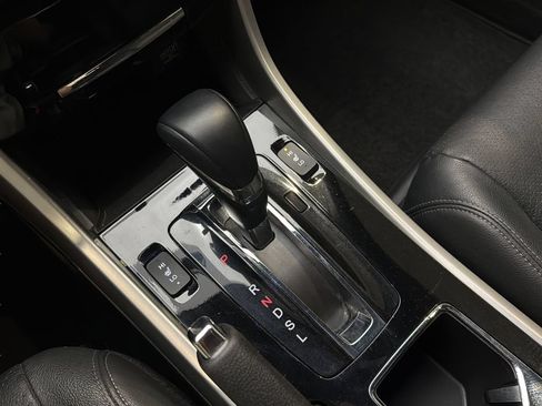 Used 2016 Honda Accord EX-L image 32