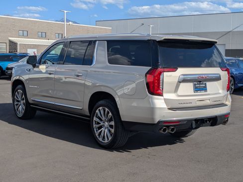Used 2022 GMC Yukon XL Denali w/ Max Trailering Package AWD/4WD image 4