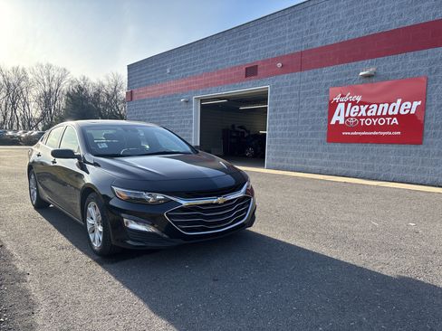 Used 2024 Chevrolet Malibu LT image 27