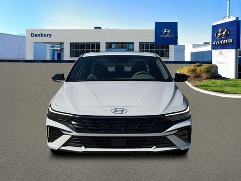New 2026 Hyundai Elantra SEL Sport Premium FWD image 12