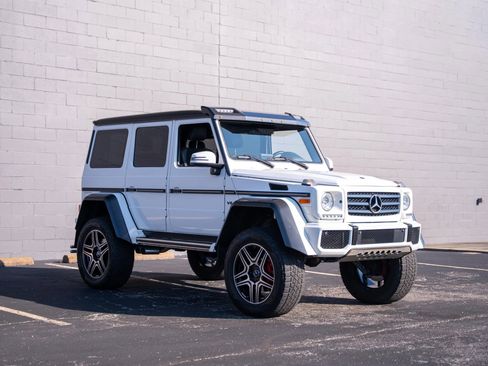 Used 2018 Mercedes-Benz G 550 Squared image 8