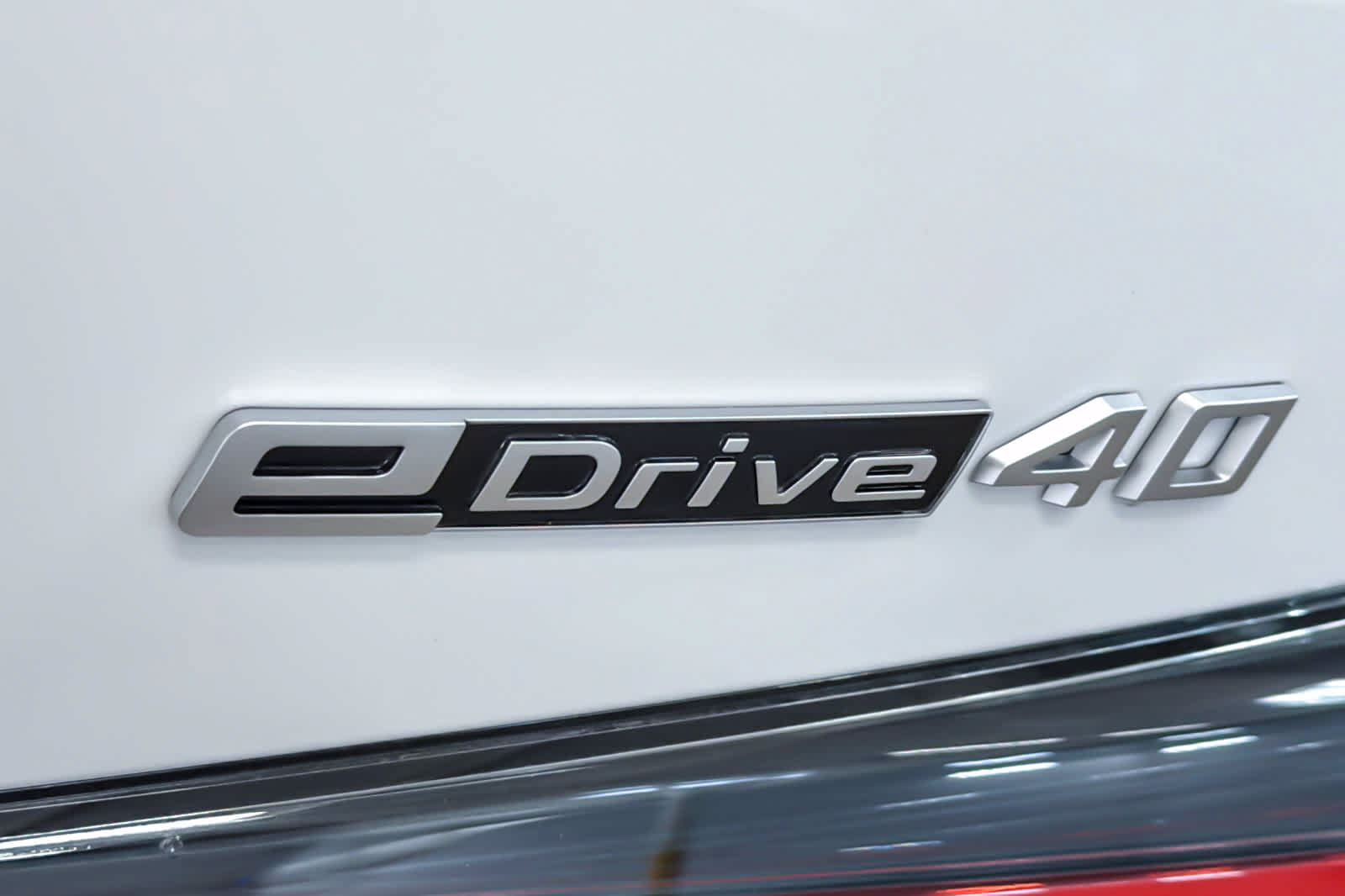 New 2026 BMW i4 eDrive40 w/ Parking Assistance Package RWD image 25