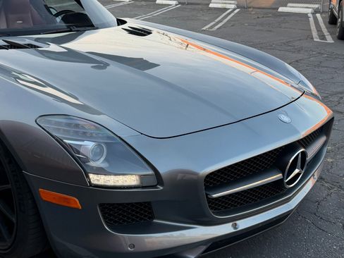 Used 2012 Mercedes-Benz SLS AMG Coupe image 9