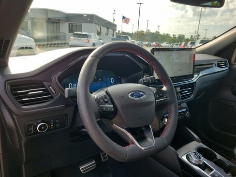 Used 2024 Ford Escape ST-Line Elite w/ Premium Technology Package AWD/4WD image 21