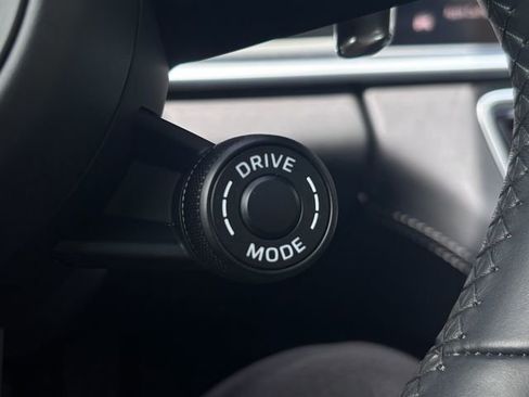 Certified 2023 Porsche Panamera Platinum Edition RWD image 18