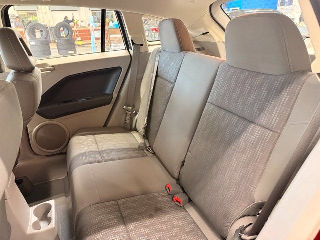 Used 2007 Dodge Caliber SXT FWD image 18