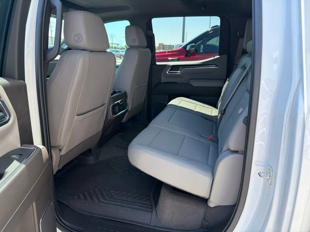 Used 2024 Chevrolet Silverado 1500 LTZ w/ LTZ Premium Texas Edition AWD/4WD image 6