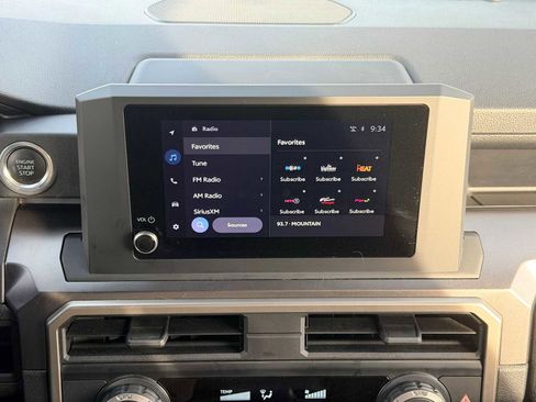 Used 2025 Toyota 4Runner SR5 image 27