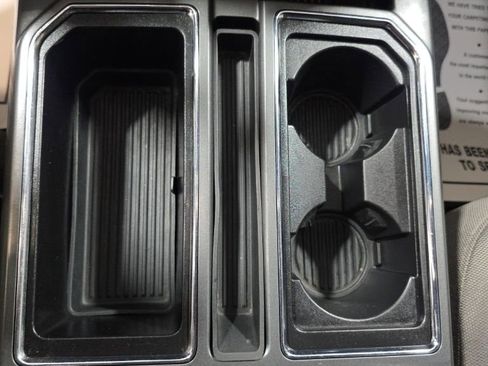 Used 2016 Ford F150 XLT w/ Equipment Group 302A Luxury image 32