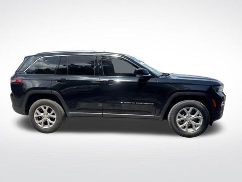 Used 2023 Jeep Grand Cherokee Limited AWD/4WD image 7