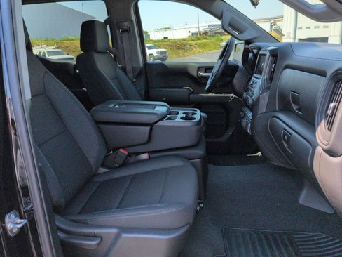 Certified 2025 Chevrolet Silverado 1500 Custom Trail Boss AWD/4WD image 28