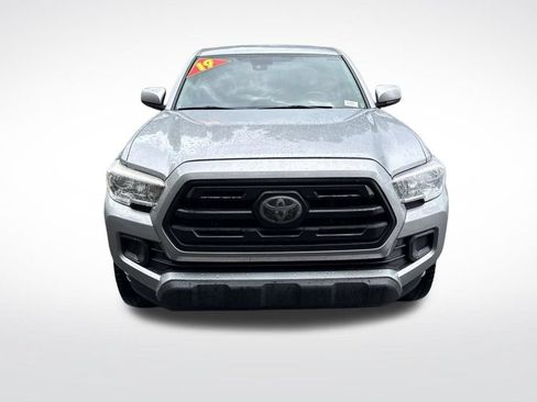 Used 2019 Toyota Tacoma SR w/ SR Convenience Package RWD image 2