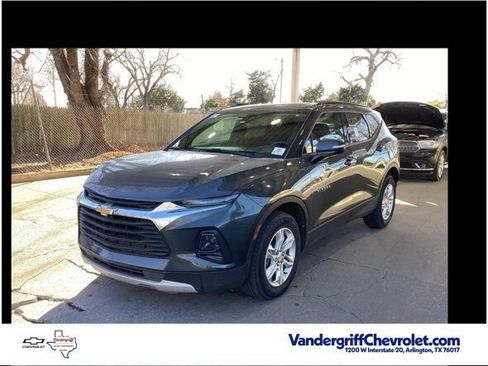 Used 2020 Chevrolet Blazer LT image 1