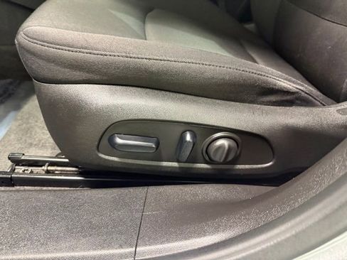 Certified 2024 Chevrolet Malibu LT image 11