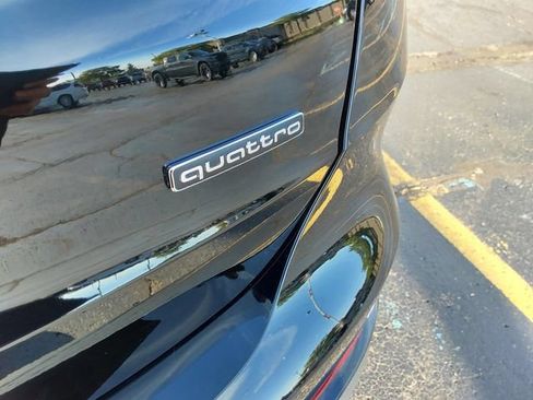 Used 2025 Audi Q3 2.0T Premium AWD/4WD image 7
