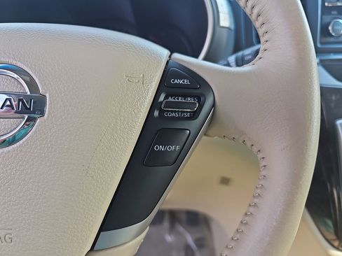 Used 2014 Nissan Quest SV w/ Leather Package image 18