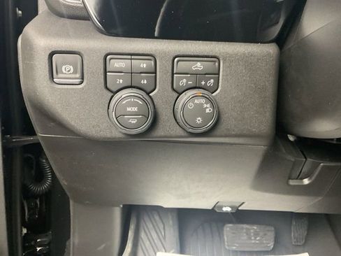 New 2026 Chevrolet Silverado 1500 LT w/ Z71 Off-Road Package image 13