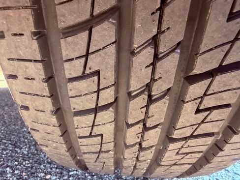 Used 2017 Toyota Highlander XLE image 18