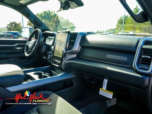 New 2026 RAM 1500 Big Horn AWD/4WD image 14