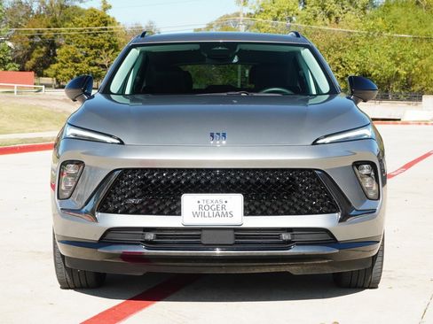 Used 2025 Buick Envision Sport Touring image 7