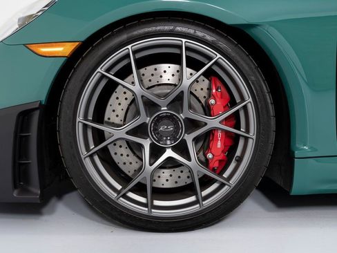 Certified 2024 Porsche 718 Boxster Spyder RS image 12